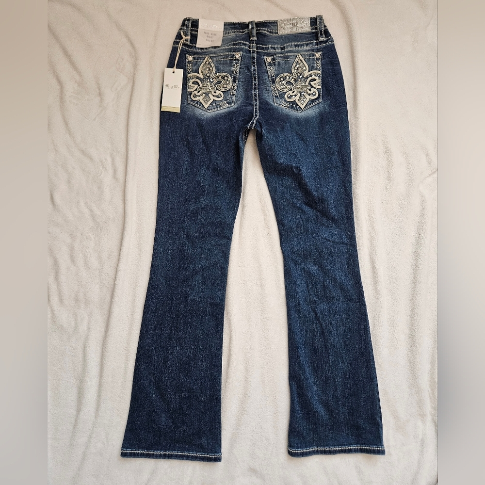 Embellished Back Pocket Dark Blue Women’s Jeans